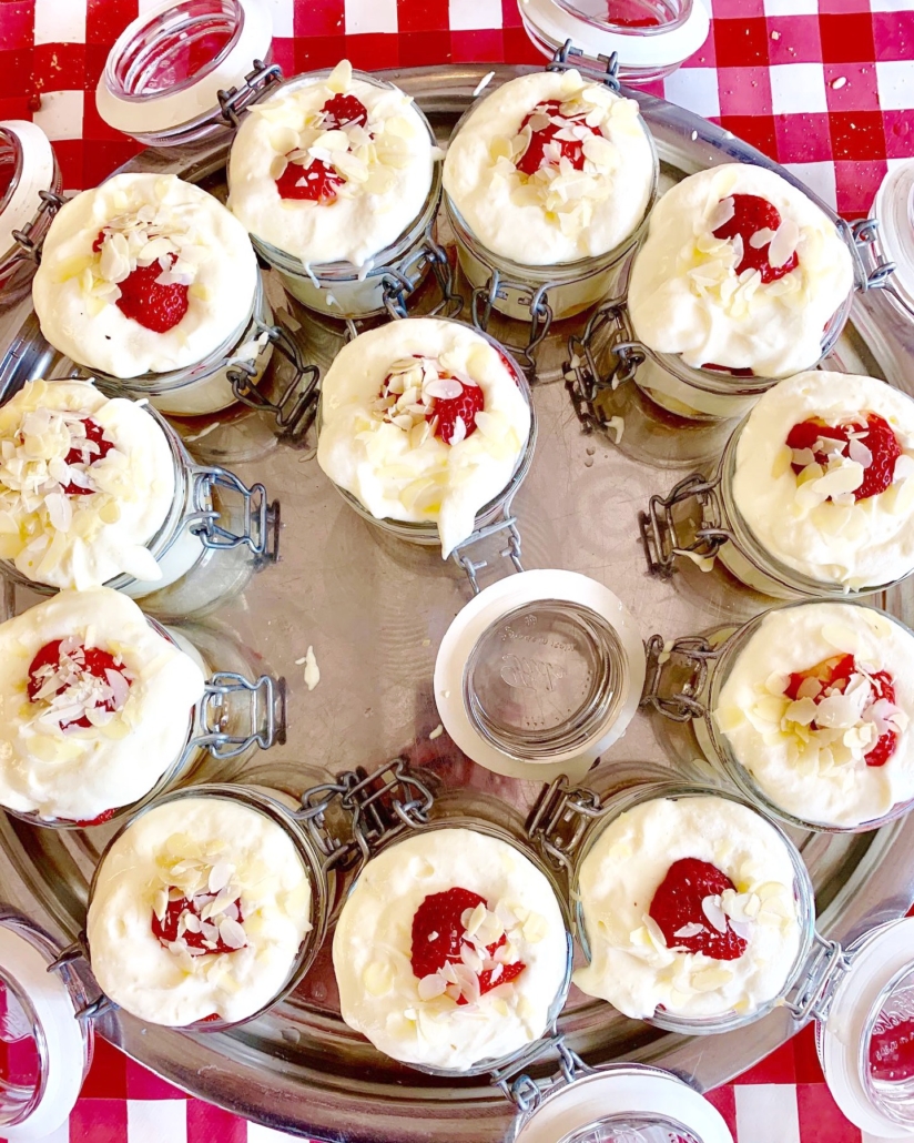 tiramisù with strawberries and limoncello 2