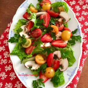 Italian salad with strawberries