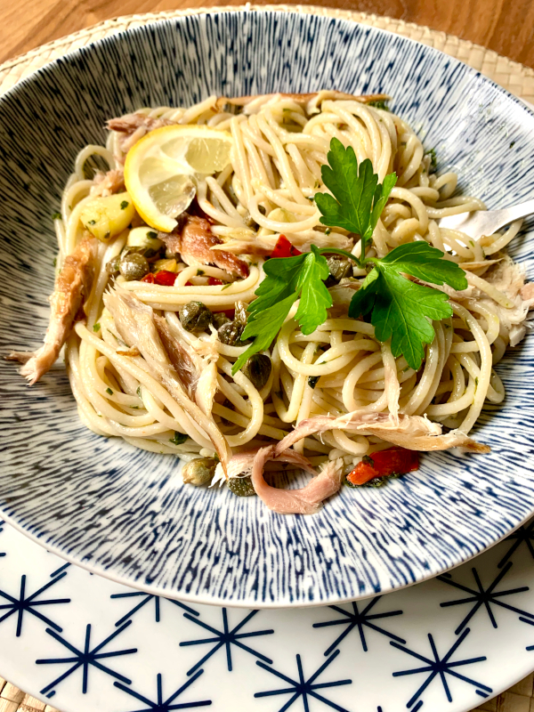 spaghetti with smoked mackerel lemon and chilli