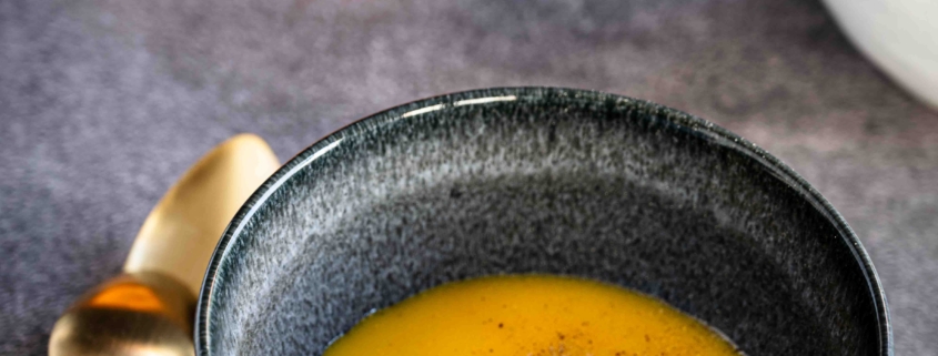 super simple squash soup